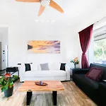 Enervillas Vip With Pool Bbq Вилла