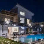 Вилла Enervillas Vip With Pool Bbq
