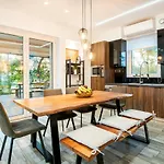 Enervillas Vip With Pool Bbq Вилла