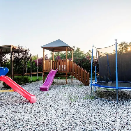 Enervillas Vip With Pool Bbq