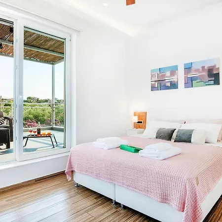 Enervillas Vip With Pool Bbq