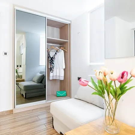 Enervillas Vip With Pool Bbq Villa *